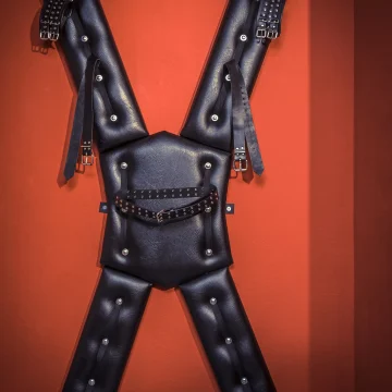 Domina Studio BDSM Bereich Golden Cage Aachen 6 Domina Studio BDSM Bereich Golden Cage Aachen 6