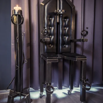 Domina Studio BDSM Bereich Golden Cage Aachen 8 Domina Studio BDSM Bereich Golden Cage Aachen 8